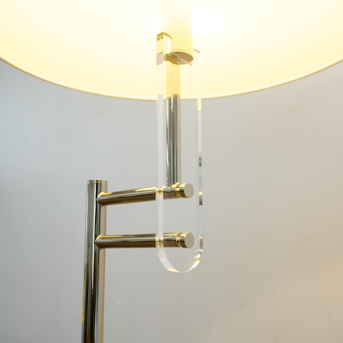 Jake Floor Lamp – Polished Silver & White Linen – Ralph Lauren LT1121PN1