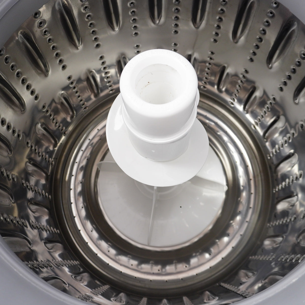 27×27×44–Inch GE Top‑Load Washer – 3.9 cu. ft. SS Basket with Hydrowave
