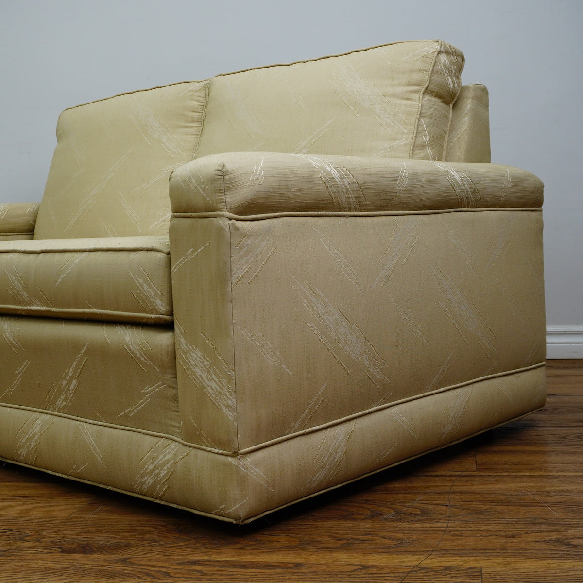 60×35×31–Inch Loveseat – Low Profile, Beige Textured Fabric
