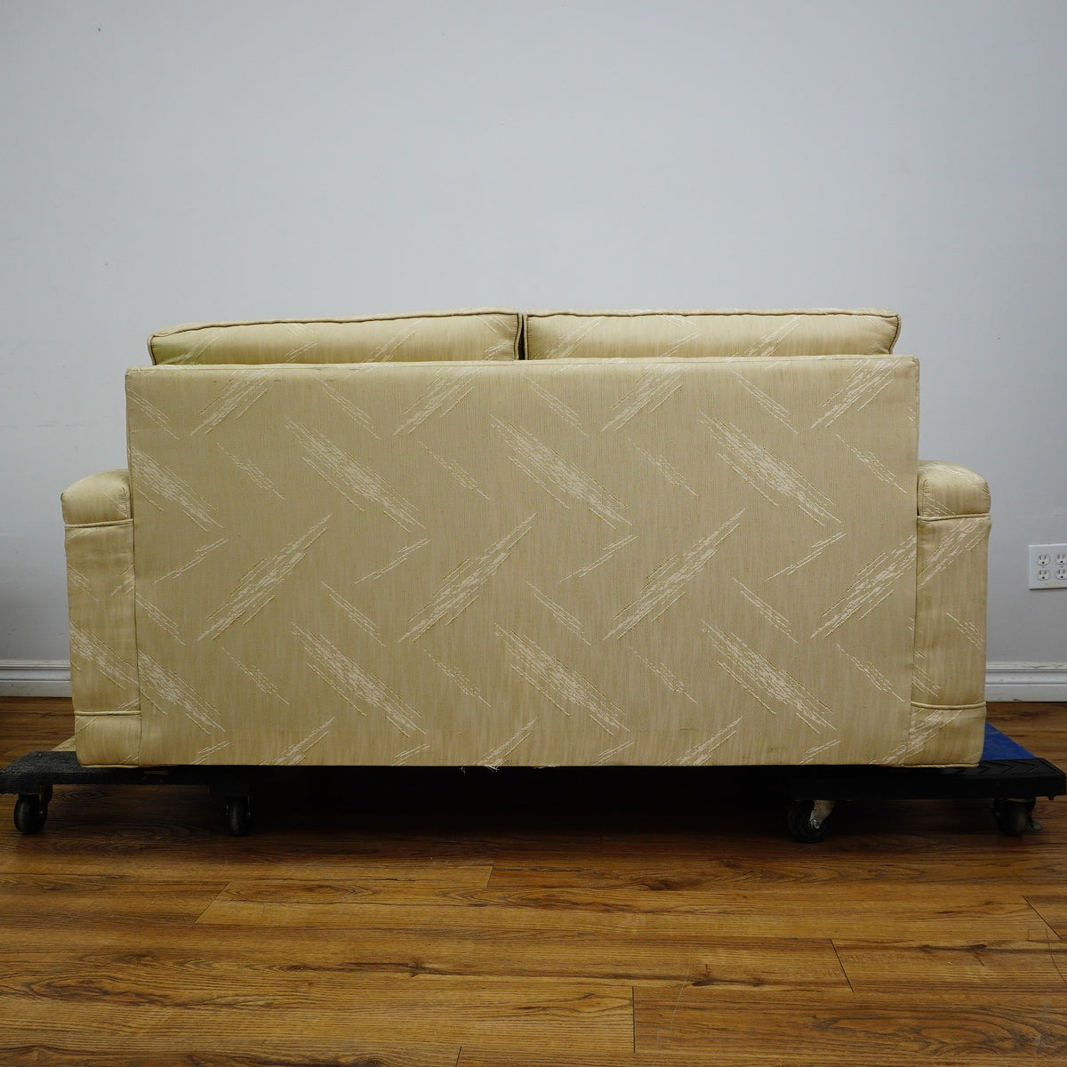 60×35×31–Inch Loveseat – Low Profile, Beige Textured Fabric