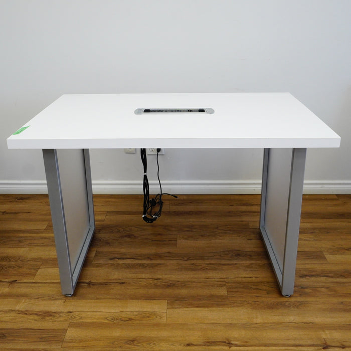 48×32×32‑Inch Office Desk – White Top, Metal Frame, Motorized Power Bar