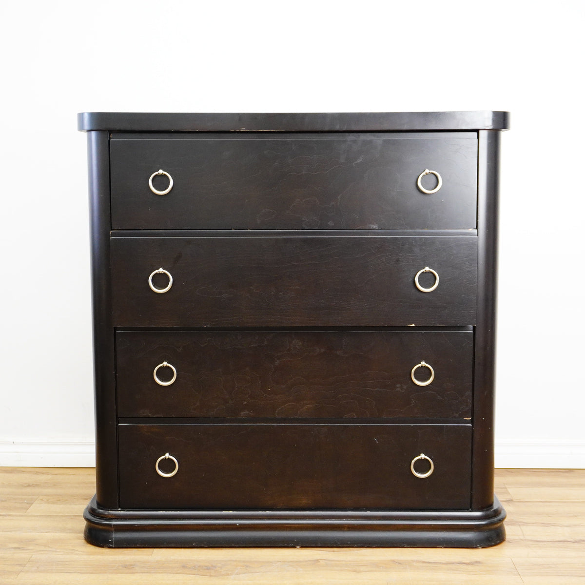44×19×44–Inch Dresser in Dark Wood – 4 Drawers, Ring Handles
