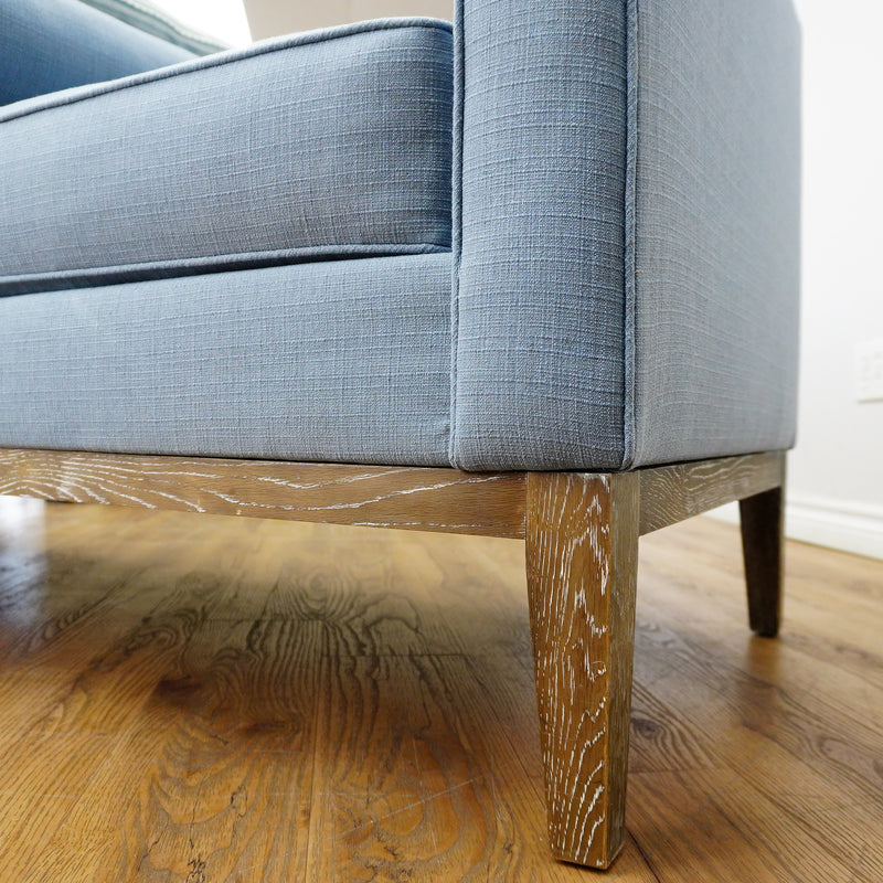63×29×29–Inch Chaise Lounge – Blue Upholstery, Wooden Legs, 3 Cushions