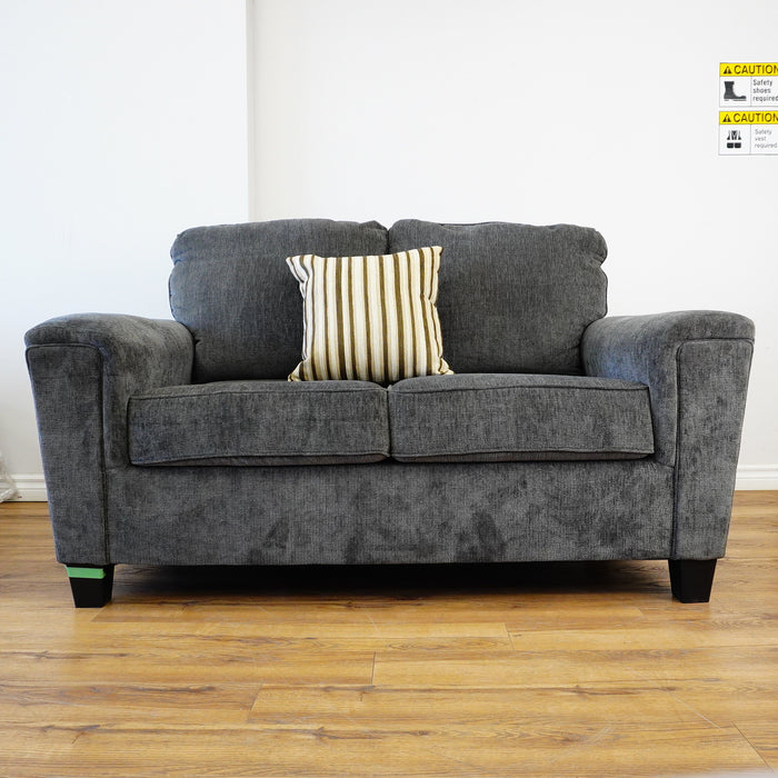 64×38×38–Inch Shadow Loveseat – Textured Upholstery, 1 Striped Pillow