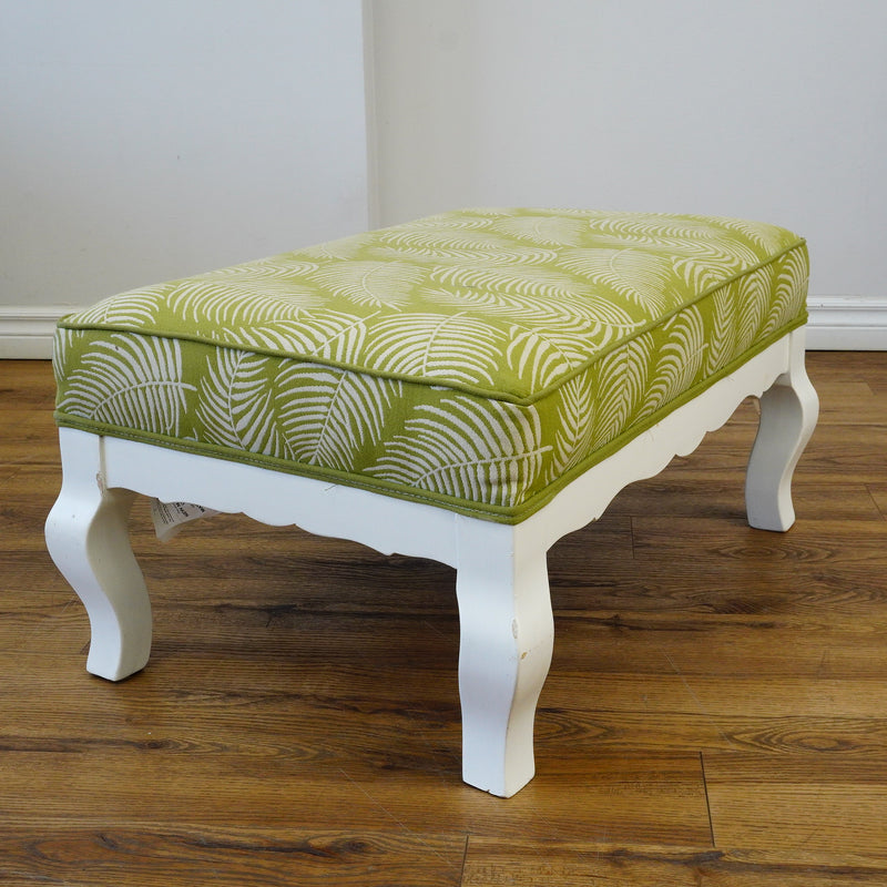 31–Inch W Armchair & Ottoman Set – White Frame, Green Leaf Upholstery