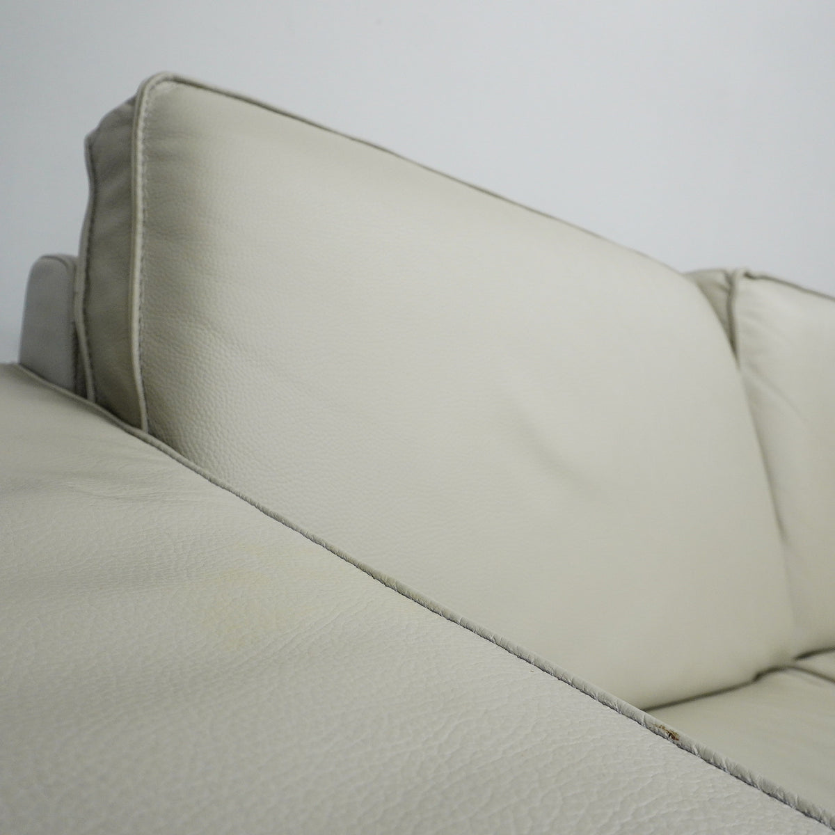 81×41×28–Inch Soft Grey Sofa – Italian Leather | Chrome Legs | 2-Seat