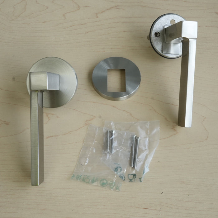 Louisiana Passage Lever Set, Left H, Satin Nickel, 1001LOUMRSLH15