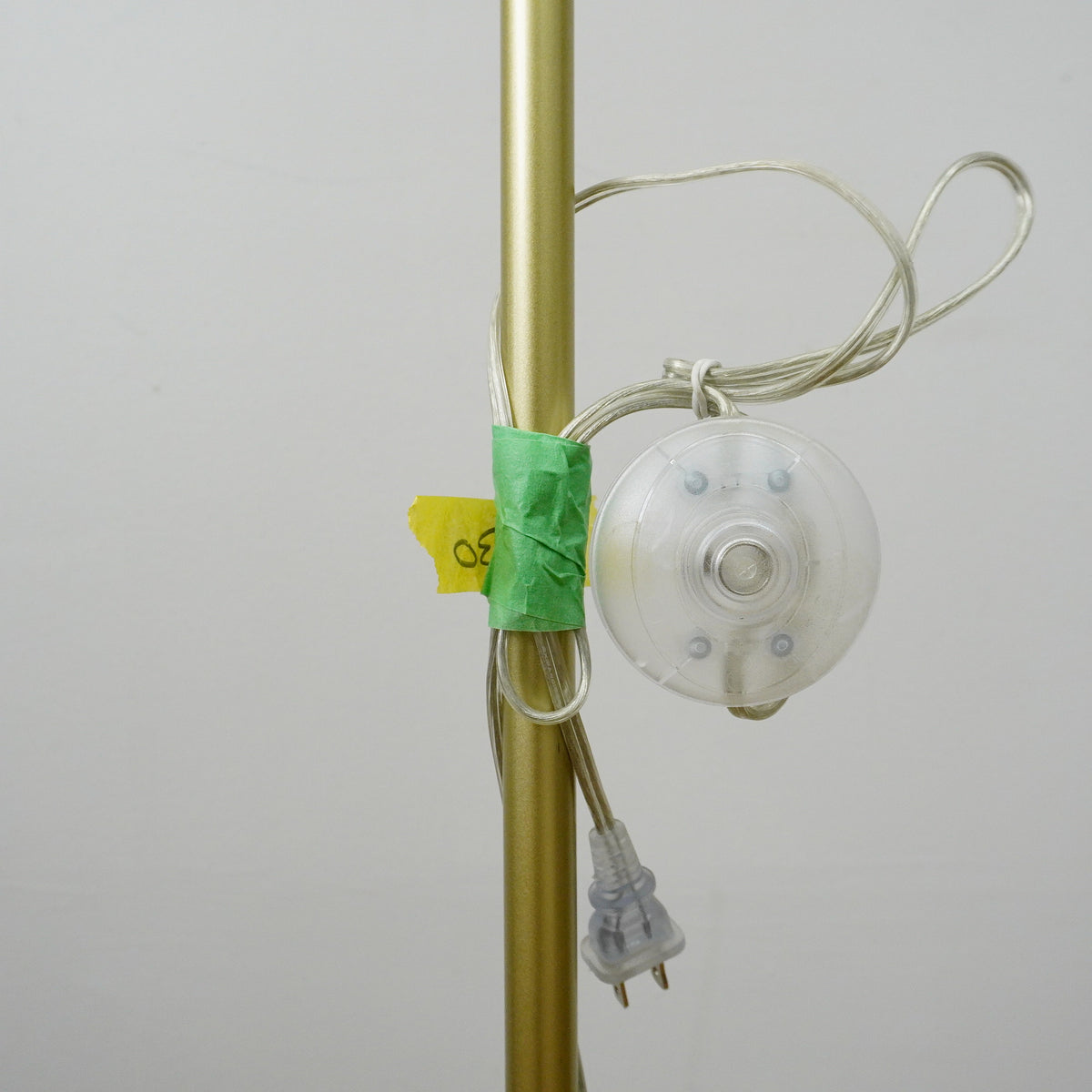 59" Floor Lamp with 8.5" Flat Round Base & 15" Pleated Shade