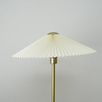 59" Floor Lamp with 8.5" Flat Round Base & 15" Pleated Shade