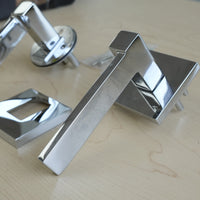 Louisiana Passage Lever Set, Right H, Polished Chrome, 1001LOUSRRH26