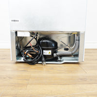 21x19x34–Inch Avanti 2.8 cu.ft. Compact Vertical Freezer in White, VF306