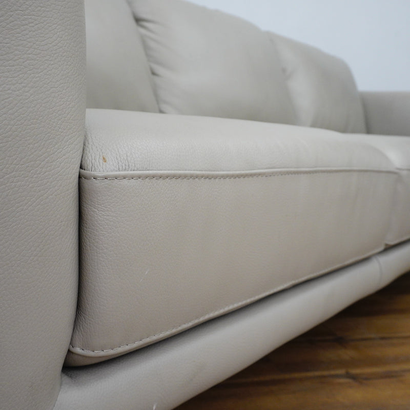 91×37×31–Inch 3-Seat Soft Grey Sofa – Italian Leather | Tapered Legs