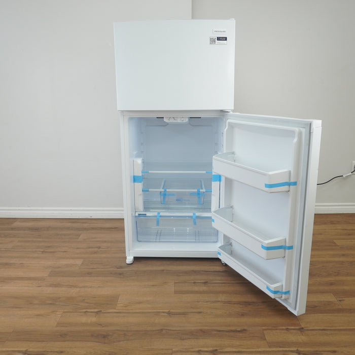 Frigidaire 13.9 cu. ft. Refrigerator in white (FFHT1425VW)