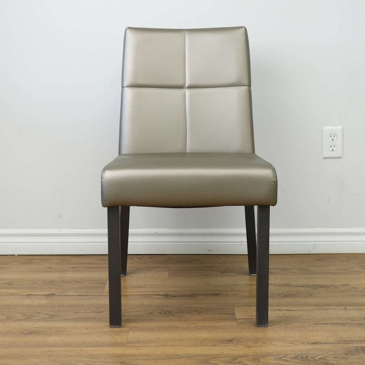 18.5 Inch W Metallic Silver Faux Leather Chair