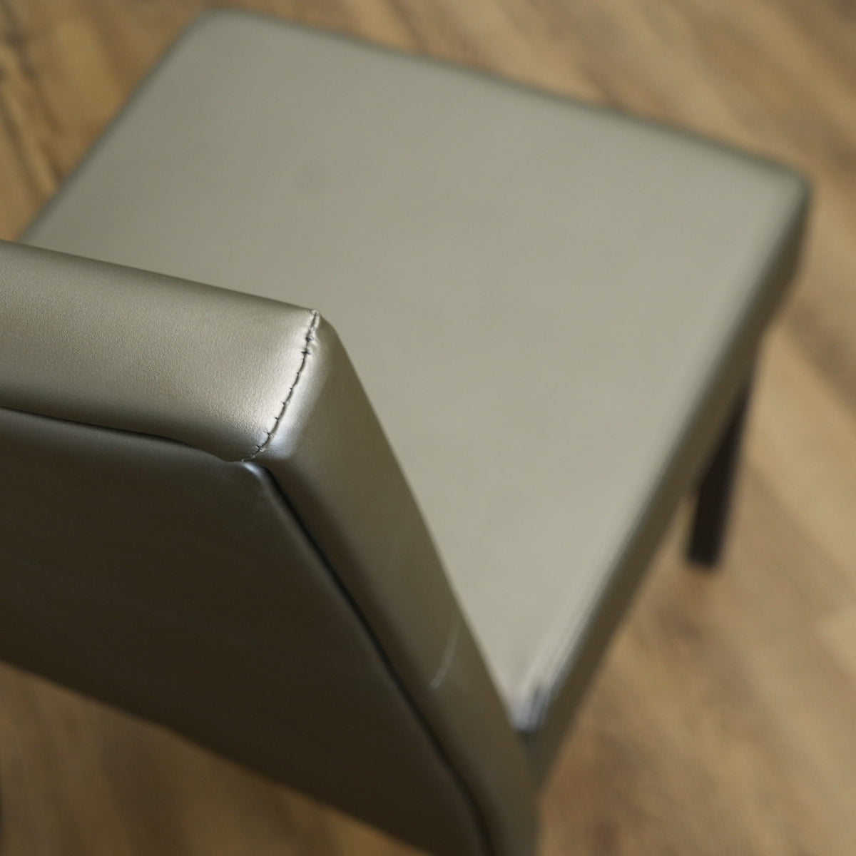 18.5 Inch W Metallic Silver Faux Leather Chair