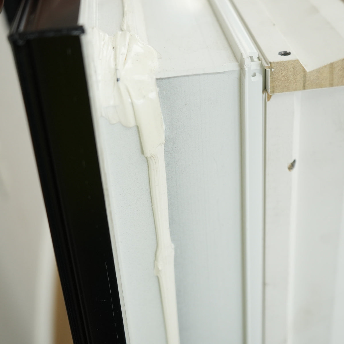 31x41-Inch Fixed Window