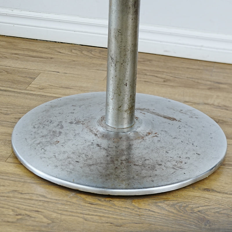 42-In Round Laminate Dining Table with Metal Base – Commercial