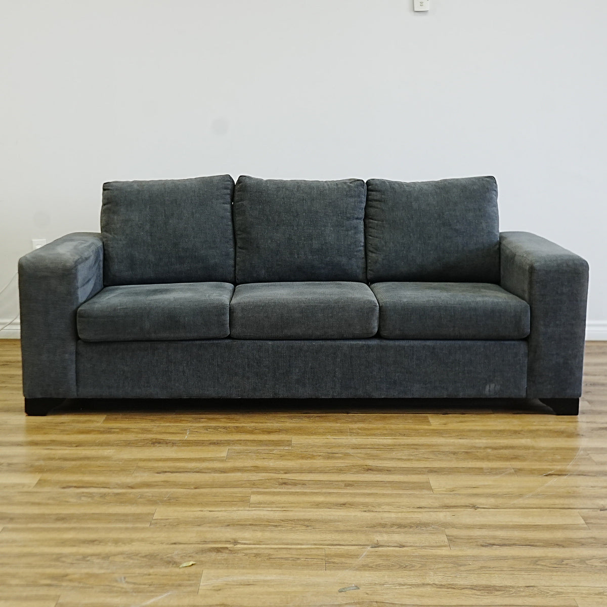 84x36x34-Inch Plush Grey Three‑Seater Fabric Sofa with Wide Armrests