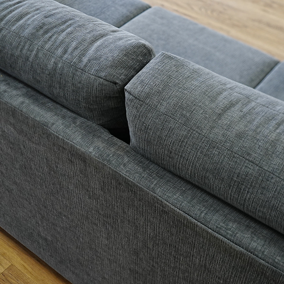 84x36x34-Inch Plush Grey Three‑Seater Fabric Sofa with Wide Armrests