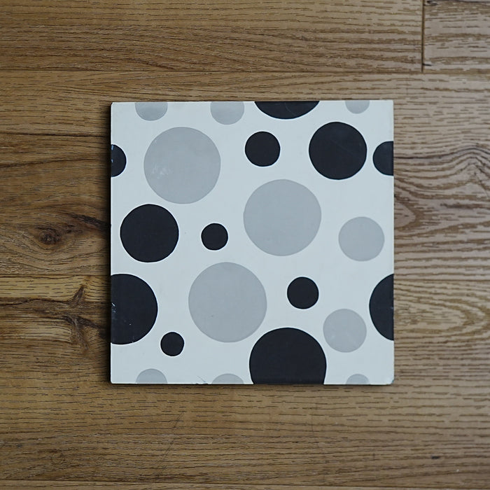 8x8-Inch Bubble Patterned Grey Cement Tile – 13 pcs box covers 5.78 sq ft