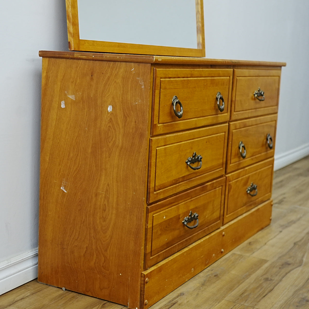 48x16x30-Inch Honey Wooden Dresser with 40x26 Mirror – Ornate Handles