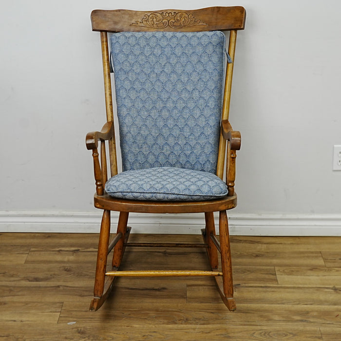 20x31x39-Inch Wooden Rocking Chair – Blue Herringbone Cushions