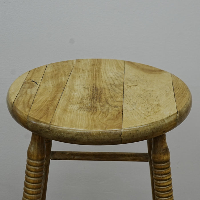 13x25-Inch Counter Height Wood Stool – Round Seat