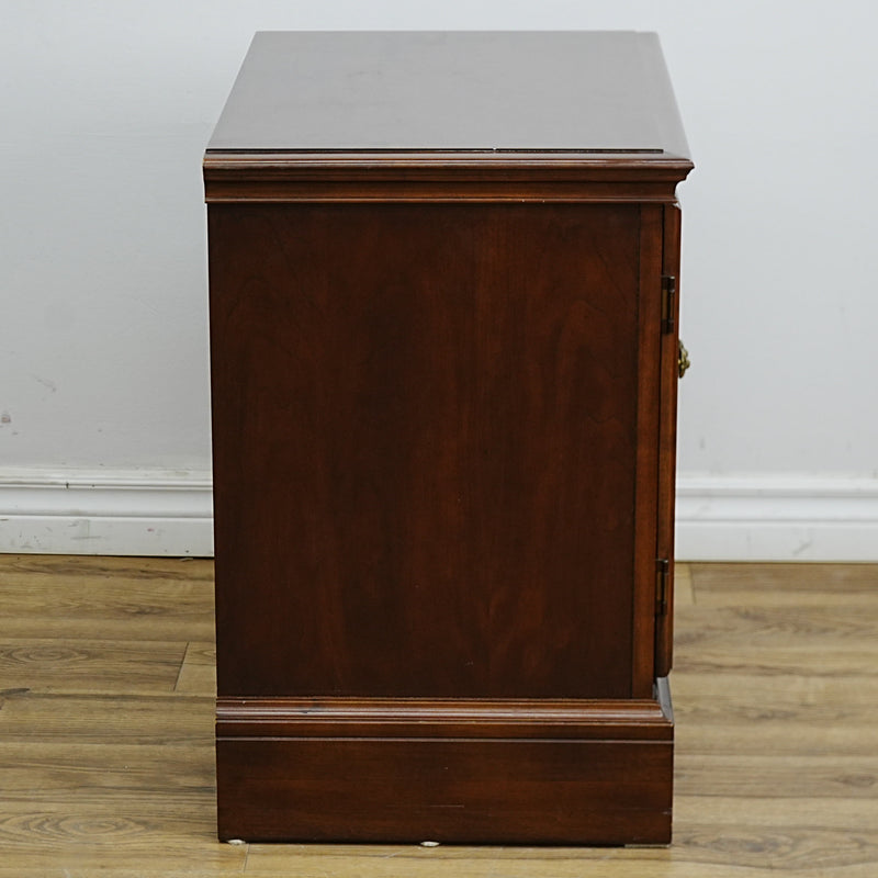26x17x25-Inch Amber Wood Accent Nightstand Cabinet  – Carved Doors