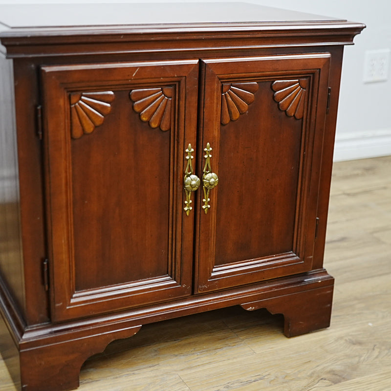 26x17x25-Inch Amber Wood Accent Nightstand Cabinet  – Carved Doors