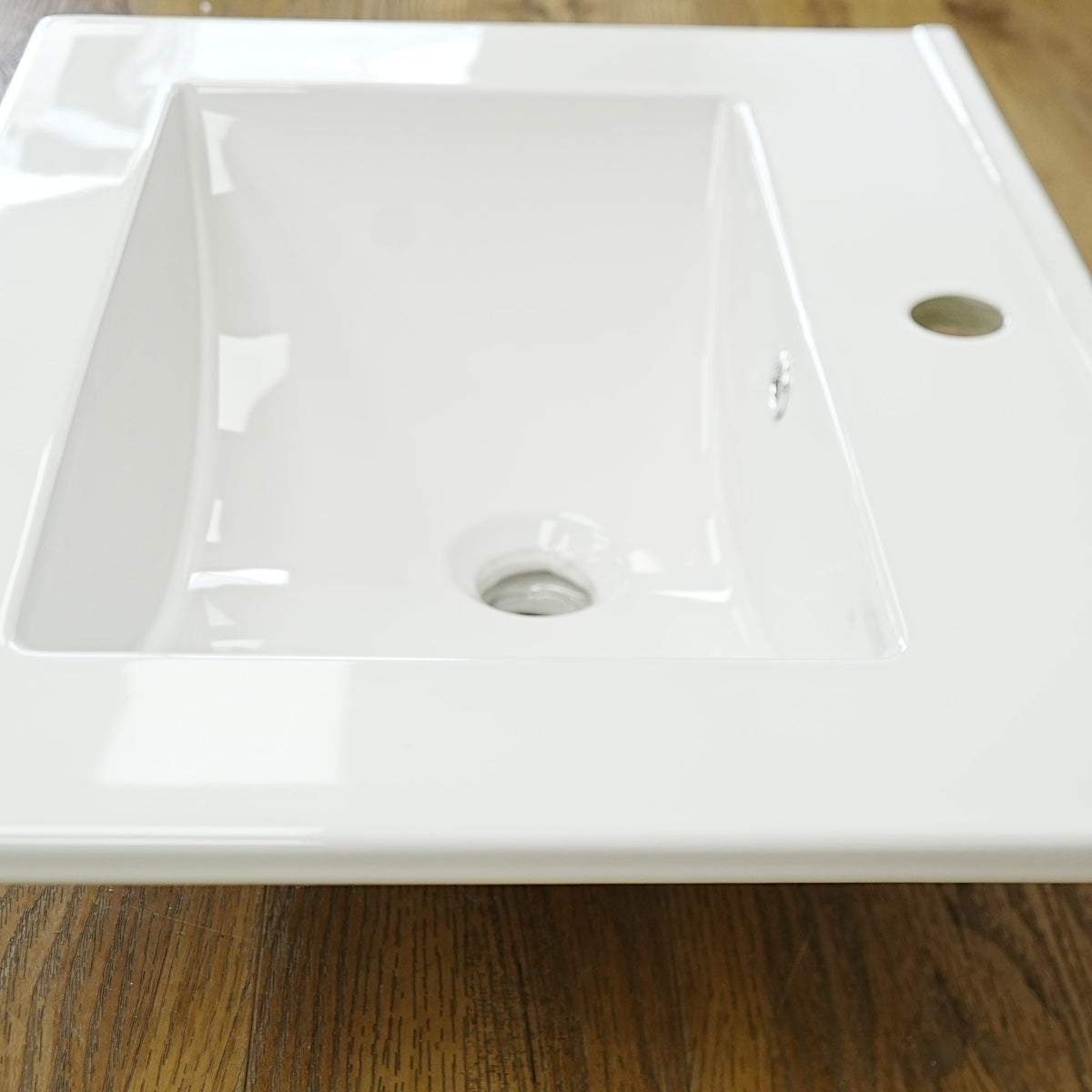24x18-Inch – White Ceramic Drop‑In Bathroom Sink: 1 Faucet Hole – LJ‑9260