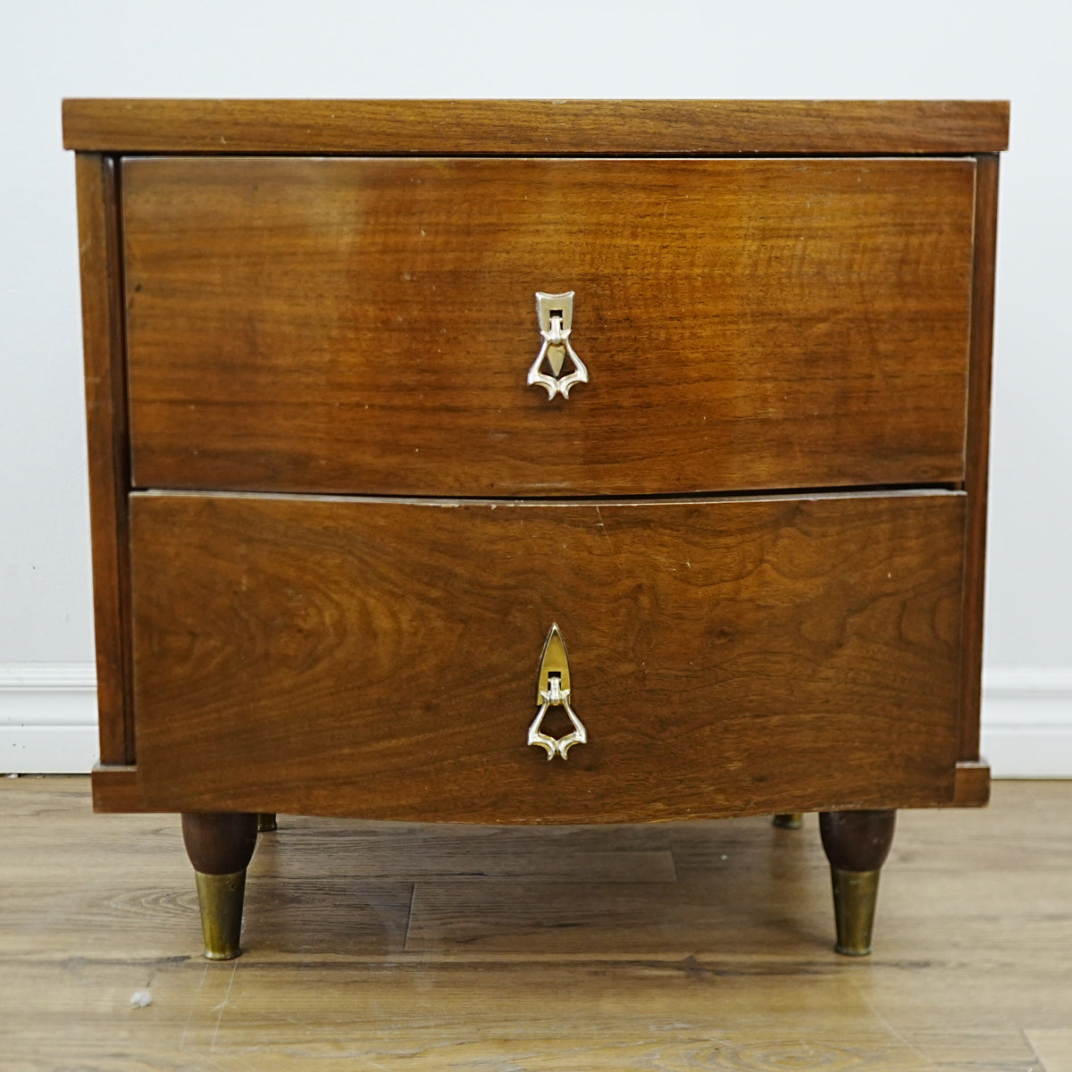 24x16x24-Inch – Mid-Century 2-Drawer Wooden Nightstand