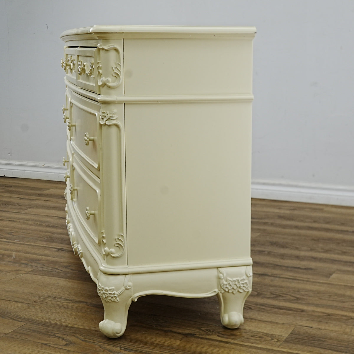 56x18x33-Inch – Victorian Cream Dresser with Ornate Carvings, 7 Drawer