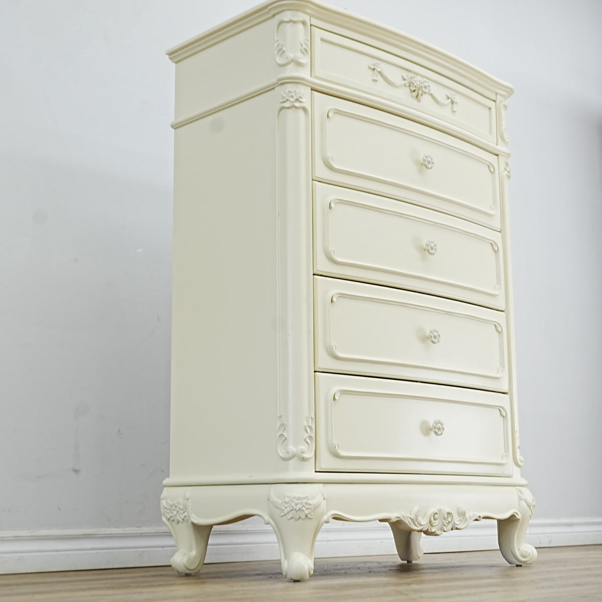 33x18x48-Inch – Victorian Cream Tall Chest with Ornate Carvings, 5 Drawer