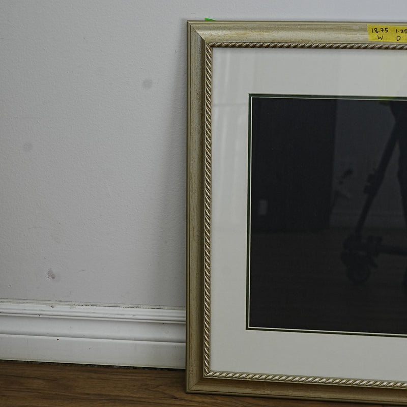 19×1×23‑Inch Decorative Frame – Metallic Finish with Ornate Edge