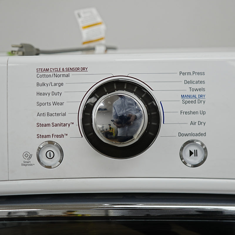 LG 27" Gas Dryer, 7.4 cu ft, TurboSteam — DLGX4371W