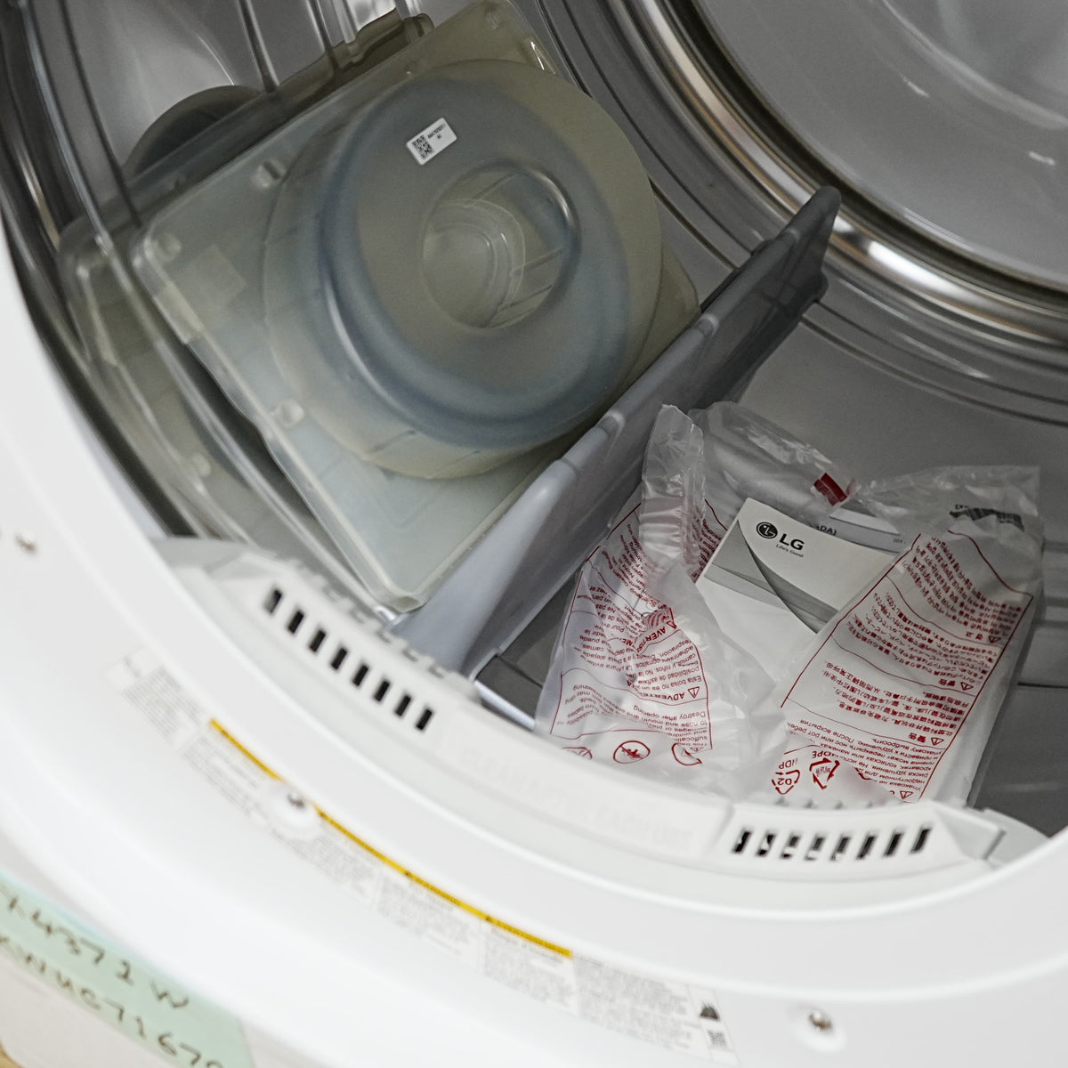 LG 27" Gas Dryer, 7.4 cu ft, TurboSteam — DLGX4371W