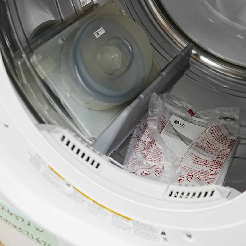 LG 27" Gas Dryer, 7.4 cu ft, TurboSteam — DLGX4371W