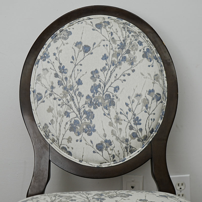 22×26×38–Inch Side Chair – Floral Upholstery, Oval Back