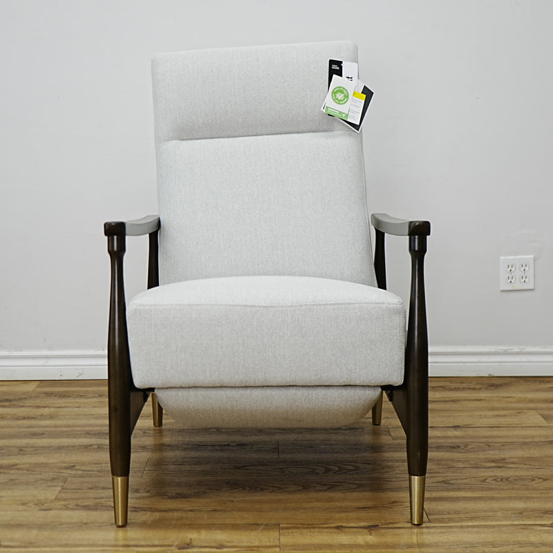 28×32×41–Inch Armchair in Grey – Manual Recliner, Brass‑Tipped Legs