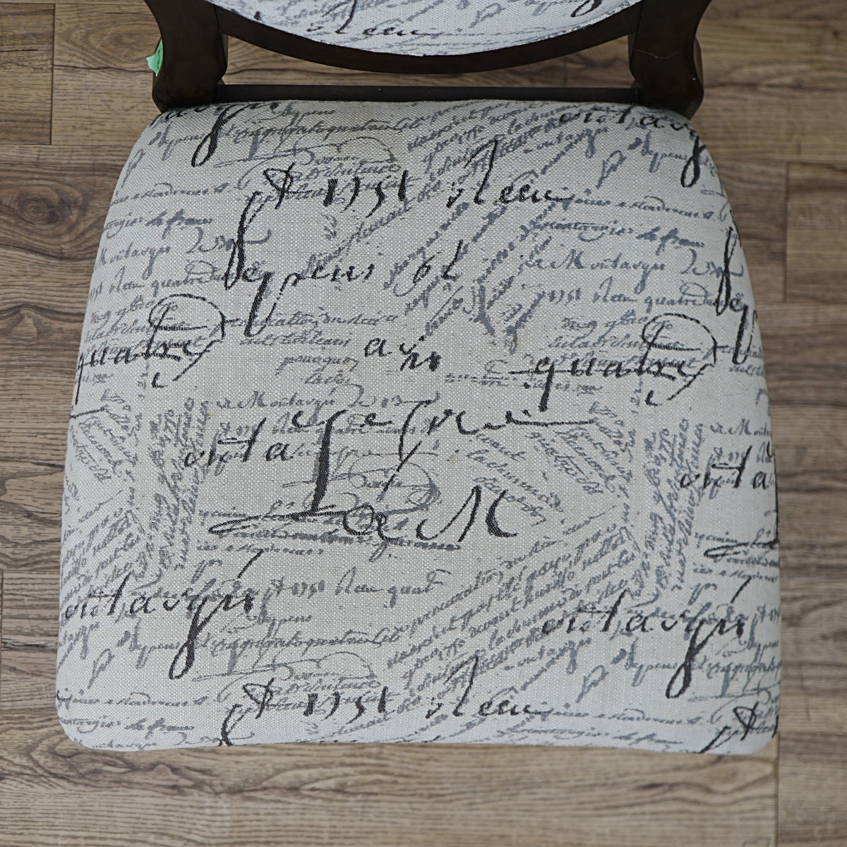 22×26×38–Inch Side Chair – Script‑Print Upholstery, Oval Back