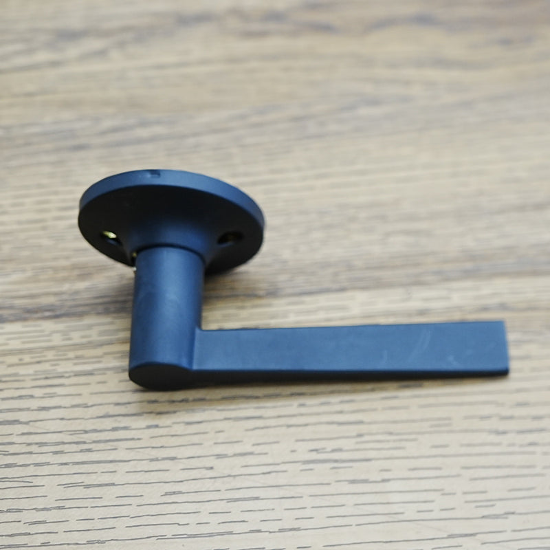Julia Lever Dummy Set – Matte Black, Round Rosette – B2X17J-19