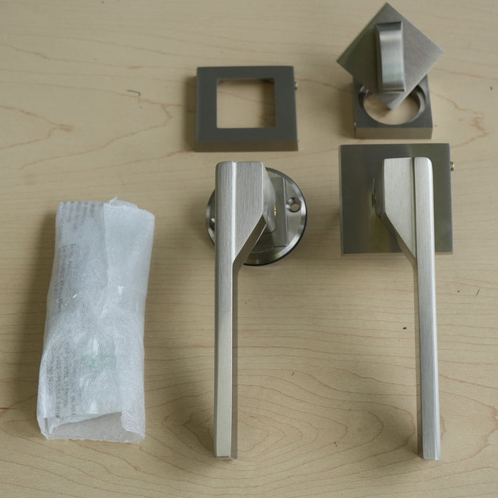 Edmonton Privacy Lever Set w/ Thumb Turn, Right H, Satin Nickel, 8025EDMESRMRH15TTC
