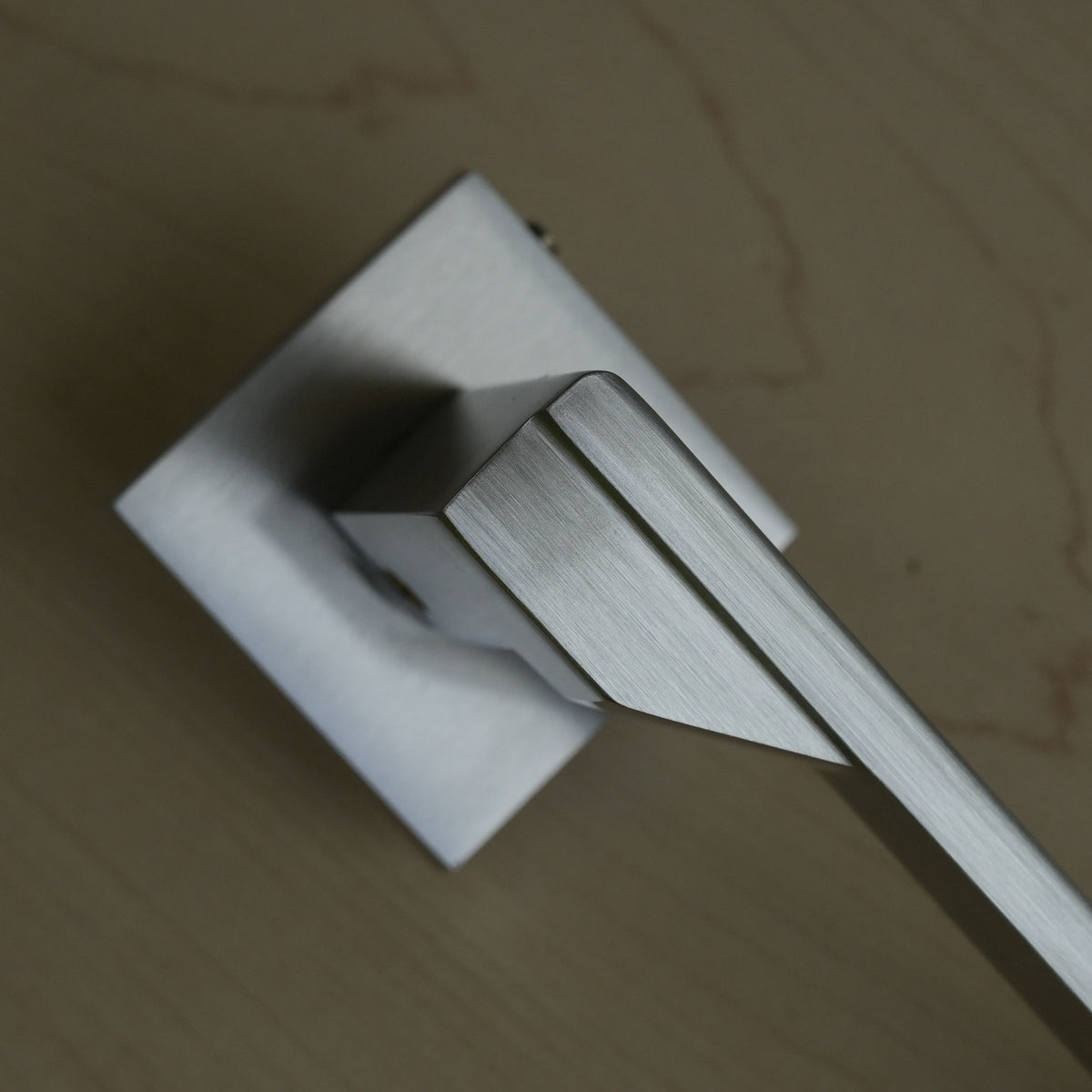 Edmonton Privacy Lever Set w/ Thumb Turn, Right H, Satin Nickel, 8025EDMESRMRH15TTC