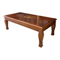Traditional Coffee Table w/ Carved Fluted Legs