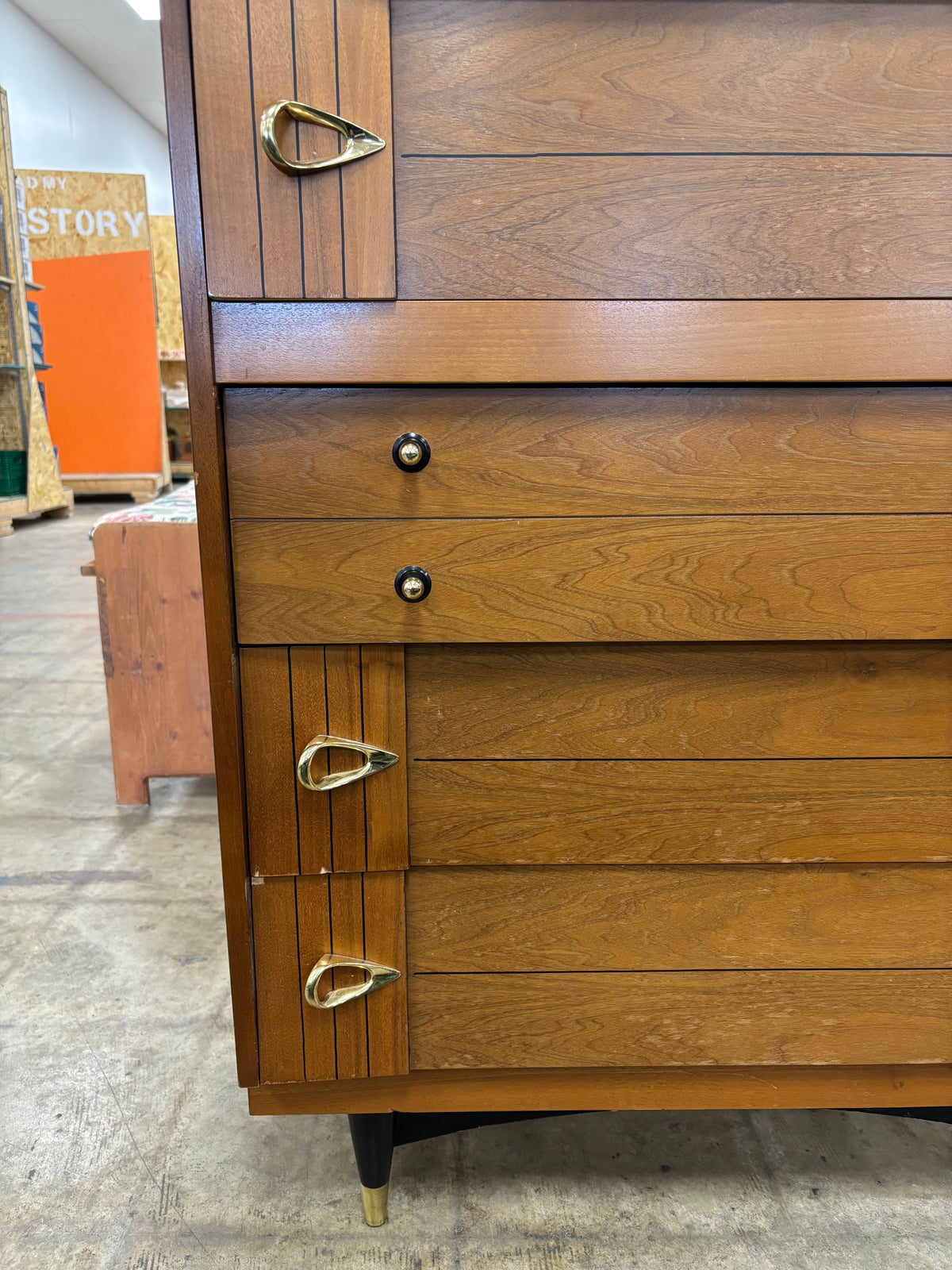 Mid-Century Wooden Chest of Drawers