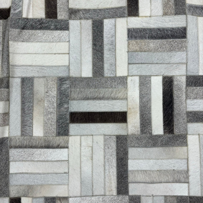 6×9-ft Grey & White Patchwork Rug – Hand-Stitched Cowhide, 250