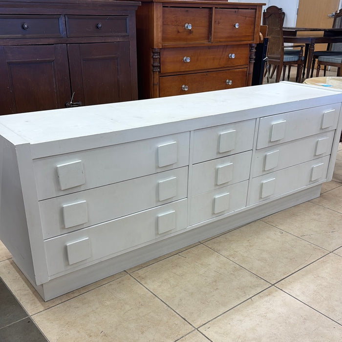 Indus Drawer Dresser