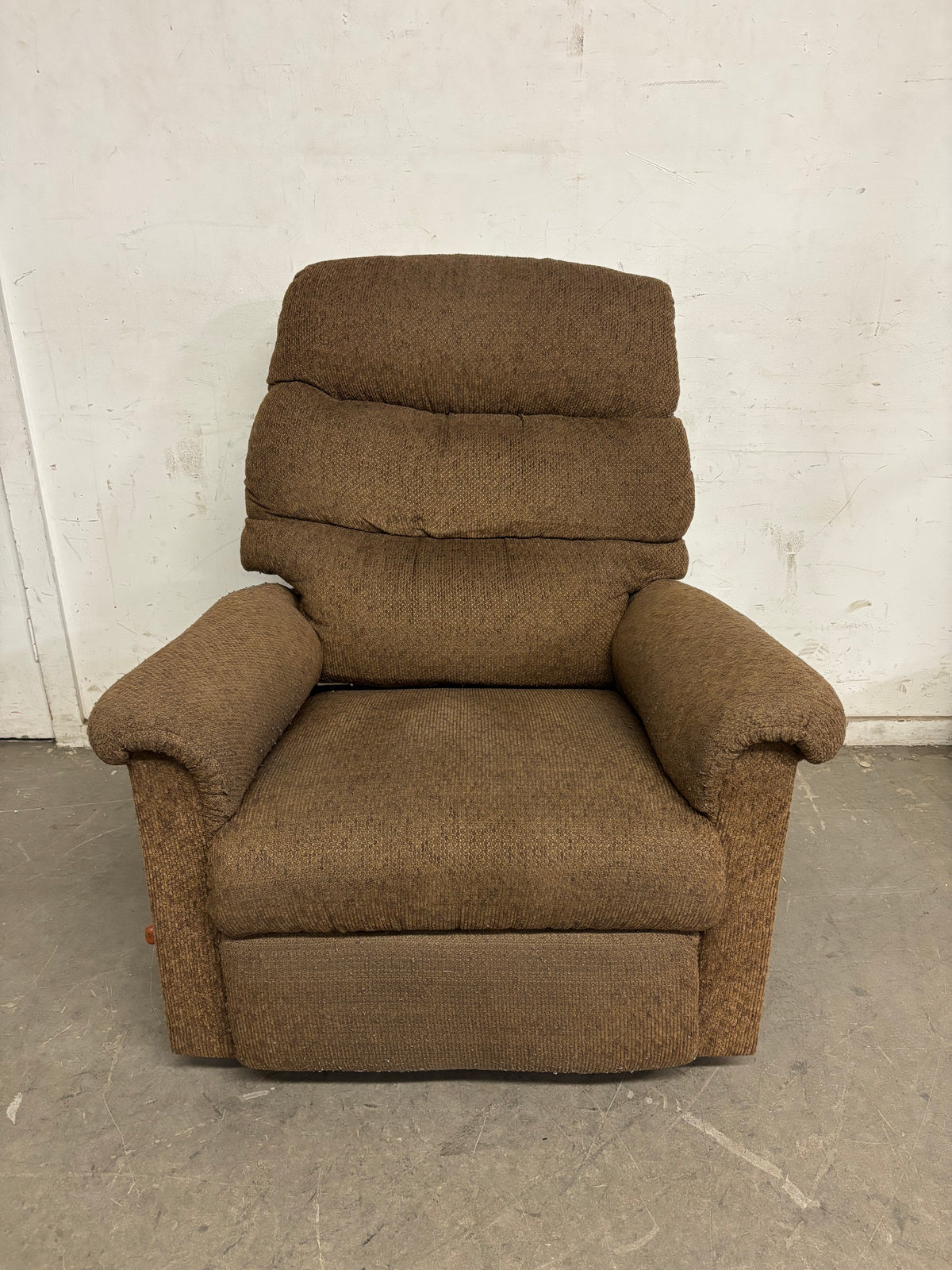 32"W Brown La-Z-Boy Recliner