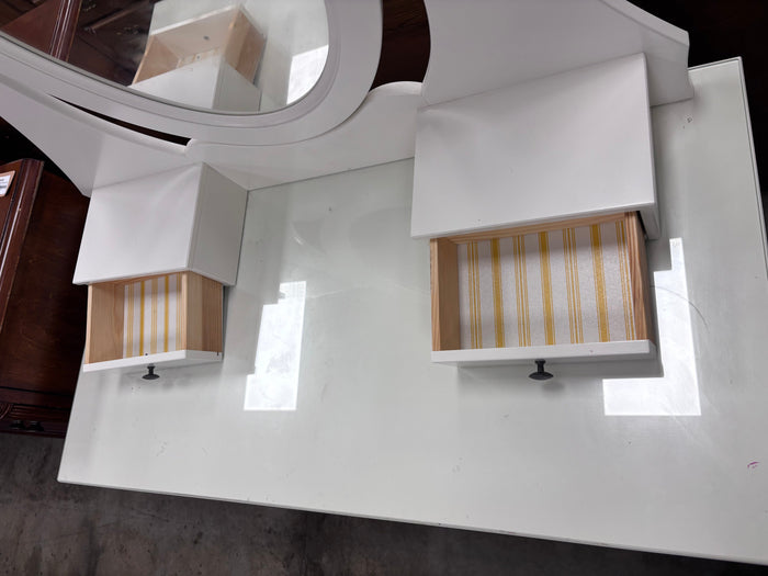 White Vanity with Mirror
