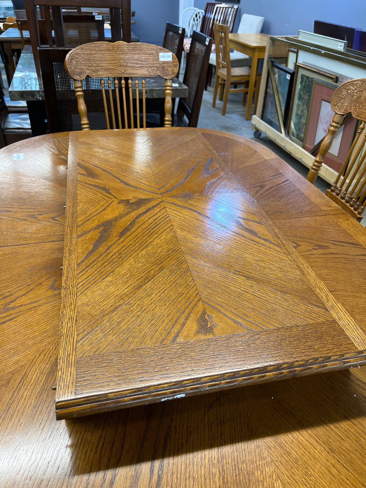 66"W Dining Set